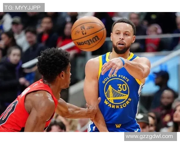 猛龙勇士总决赛经典重播回顾赛场精彩瞬间与战术对决分析