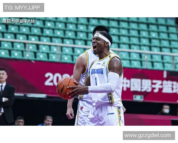 广东对阵首钢全场直播精彩回顾与赛后分析尽在此处