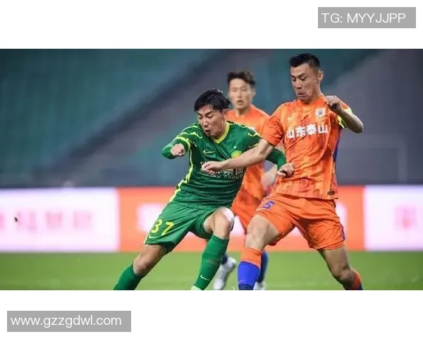 山东鲁能泰山对阵重庆精彩直播全程回顾与赛后分析