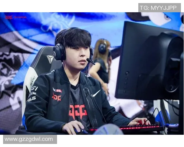 JDG战队在冠军杯积分榜上以85分稳居首位展现强劲实力